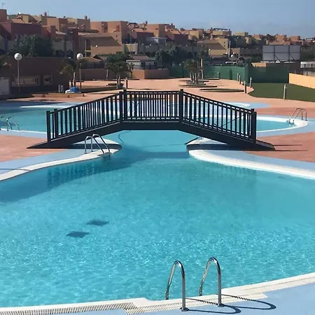 Moderno Comfortable Apt Close To Beach